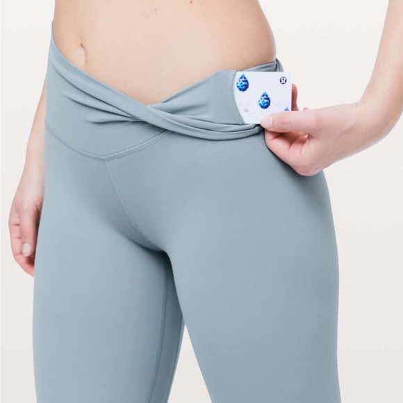 Lululemon Align High-Rise Pant 25” in Blue Cast, size 4 - Picture 4 of 7